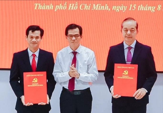 Công bố quyết định của Ban Thường vụ Thành ủy TPHCM về công tác cán bộ