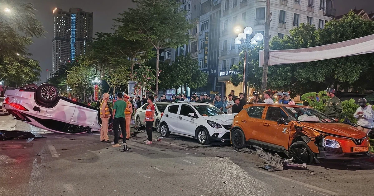 Công an Hà Nội thông tin vụ xế hộp Lexus gây tai nạn liên hoàn