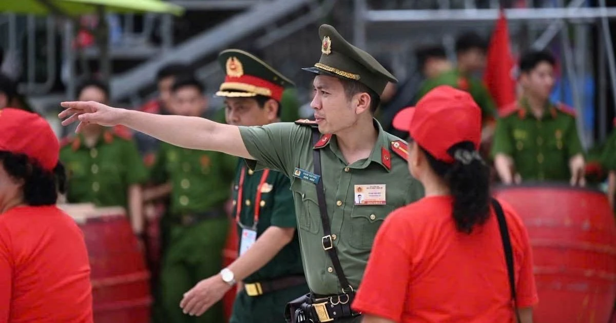 Bộ Công an hướng dẫn khách mời dự tổng duyệt và Lễ kỷ niệm 80 năm Quốc khánh