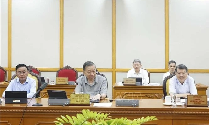 Bộ Chính trị cho ý kiến hoàn thiện thể chế vượt trội, tạo động lực mới để TPHCM phát triển nhanh, bền vững