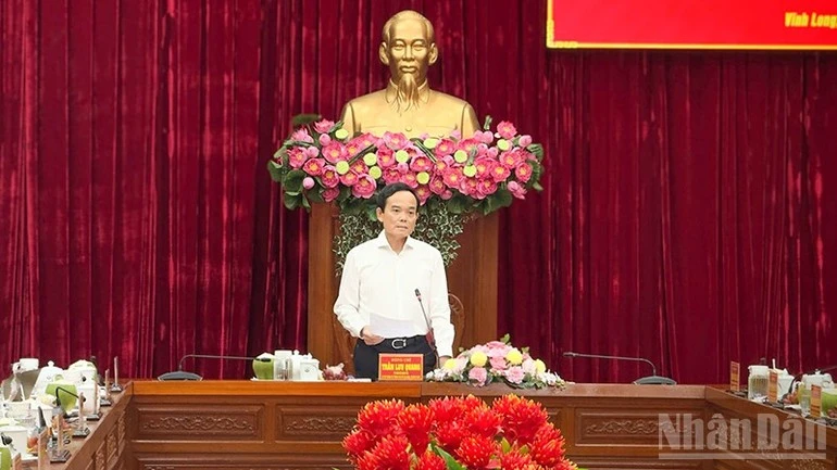 Đoàn Kiểm tra, giám sát của Bộ Chính trị làm việc với Ban Thường vụ Tỉnh ủy Vĩnh Long