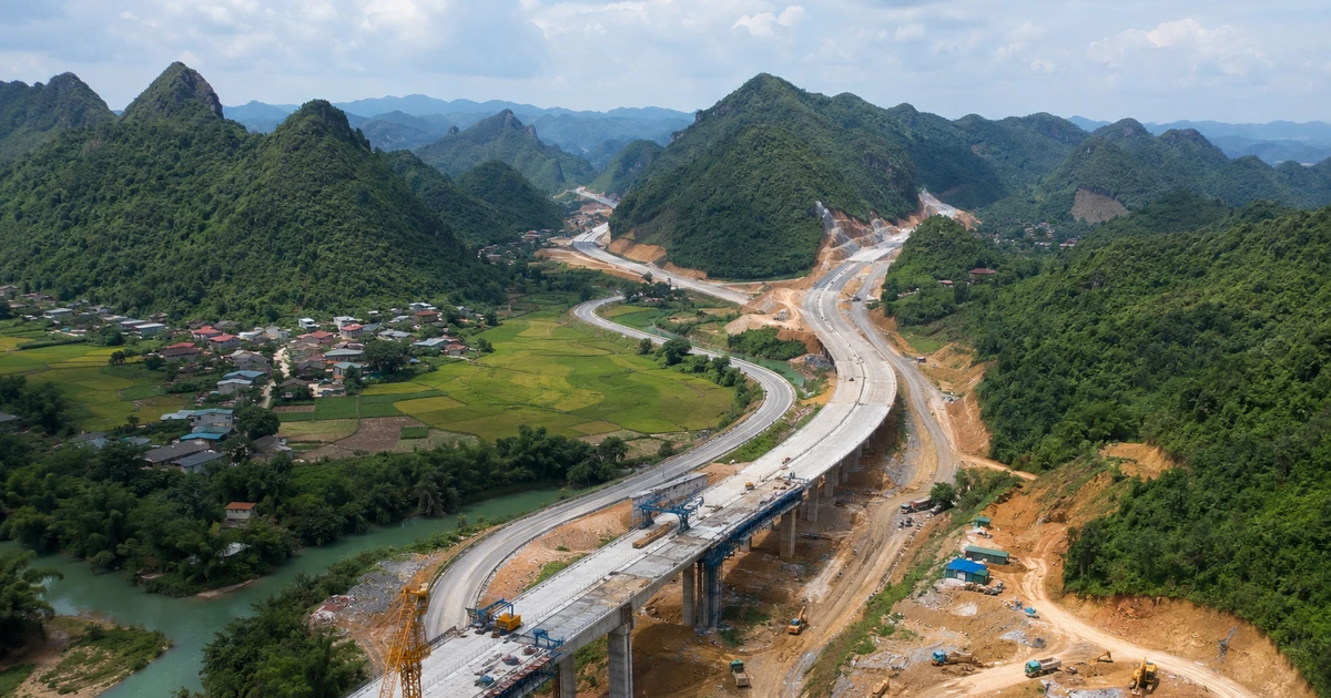 Phó Chủ tịch Cao Bằng: Hạ tầng giao thông vẫn là 'điểm nghẽn của điểm nghẽn'