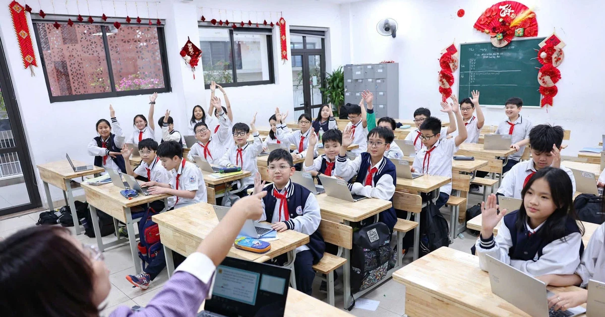 Hiệu trưởng, hiệu phó dôi dư chuyển làm giáo viên đứng lớp