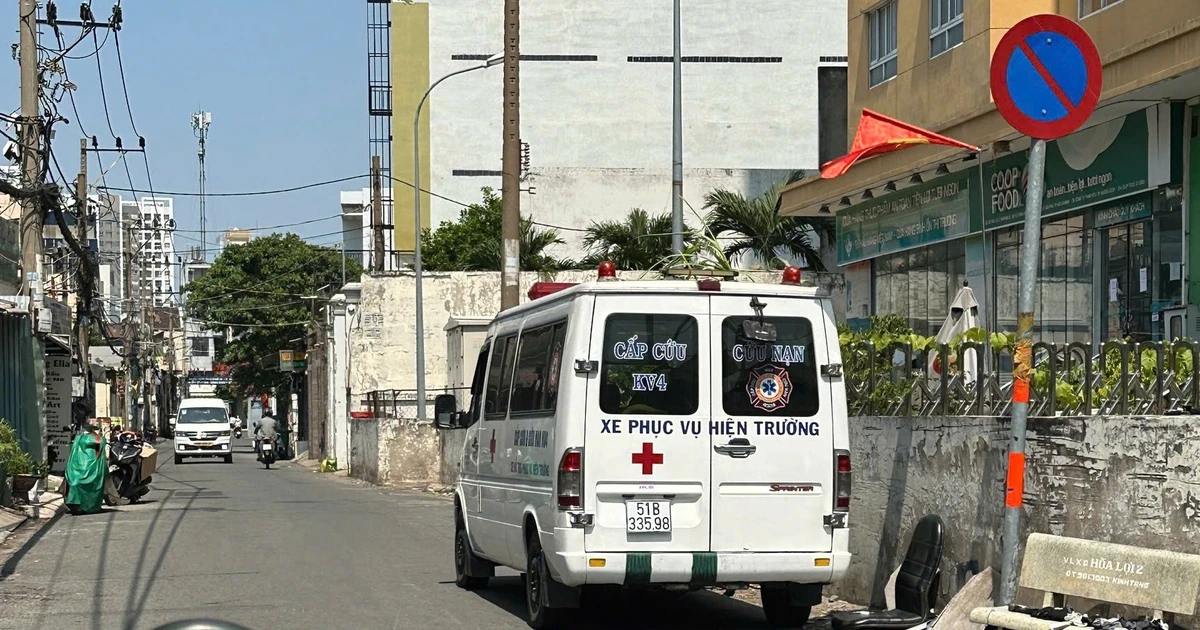 Người đàn ông tử vong trong tư thế treo cổ tại nhà trọ không số ở TPHCM