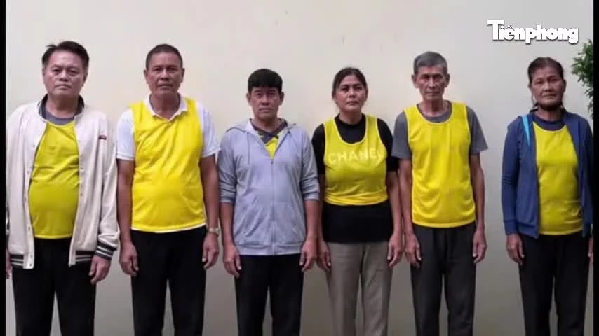 Thủ đoạn lừa đảo du khách bằng 'ván bài được sắp sẵn' của nhóm người Philippines