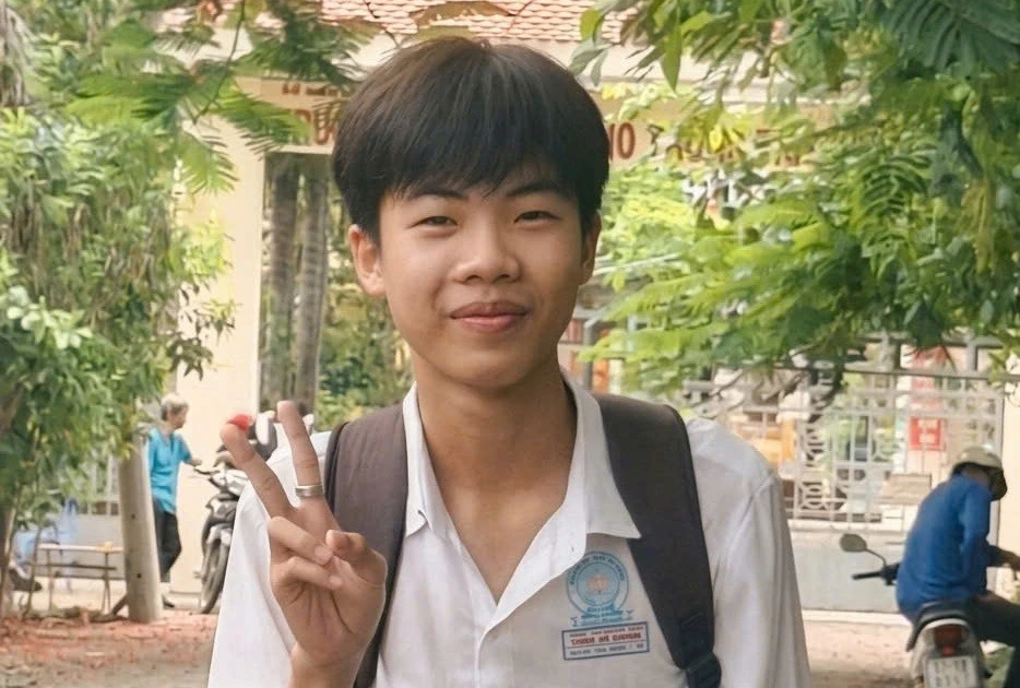 Á khoa toàn quốc khối C00 Nguyễn Thái Hoàng nuôi giấc mơ làm thầy giáo