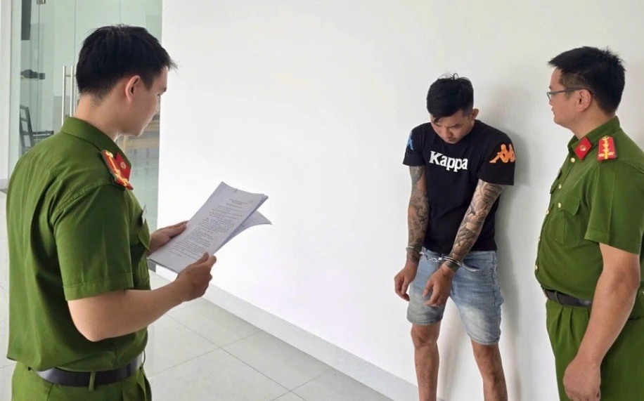 Tóm gọn đối tượng gây liên tiếp 2 vụ cướp giật dây chuyền ở TPHCM