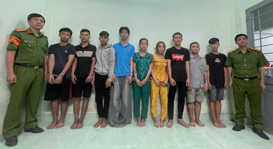 Bắt nhóm đối tượng gây loạt vụ cướp trong đêm ở TPHCM