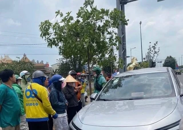 Phát hiện tài xế tử vong bất thường trong ô tô ở TPHCM