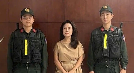 Khởi tố ca sĩ Bolero Phương Diễm Huyền