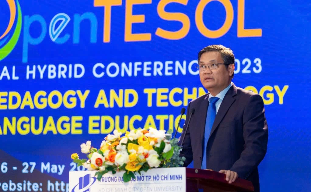 Bộ GD&ĐT tái bổ nhiệm GS.TS Nguyễn Minh Hà làm Hiệu trưởng Trường Đại học Mở TPHCM