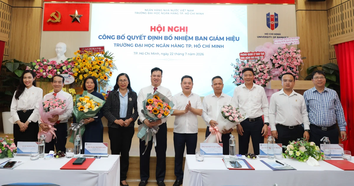 Ngân hàng Nhà nước bổ nhiệm 4 lãnh đạo chủ chốt Trường Đại học Ngân hàng TPHCM