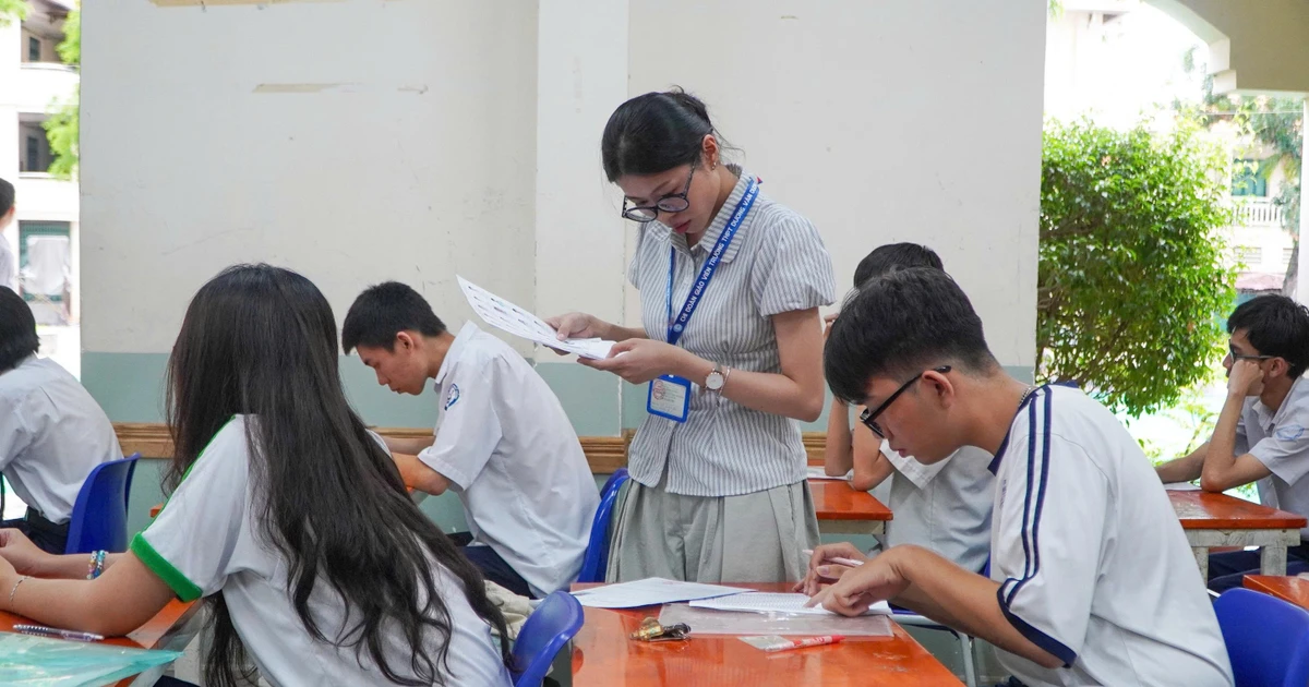 Đại học Y Dược TPHCM công bố 20 thí sinh đầu tiên đủ điều kiện trúng tuyển thẳng năm 2026