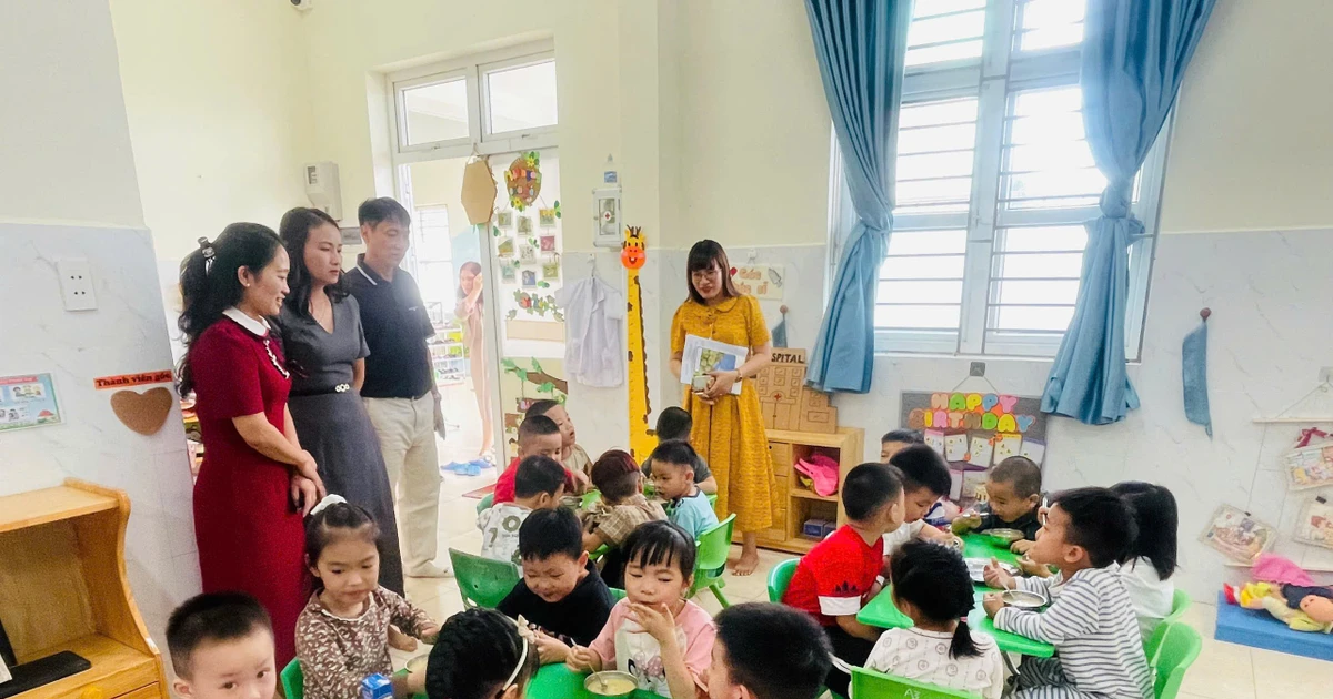 Bộ Y tế đề nghị ban đại diện cha mẹ học sinh cùng giám sát an toàn thực phẩm