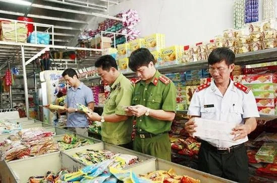 Thực phẩm bẩn hiện hữu từ chợ truyền thống đến sàn thương mại điện tử