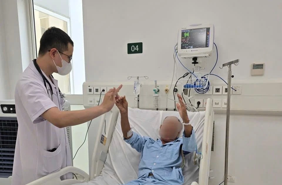 Sau khai trương, Bệnh viện Bạch Mai tại Ninh Bình liên tiếp cứu sống bệnh nhân đột quỵ nặng
