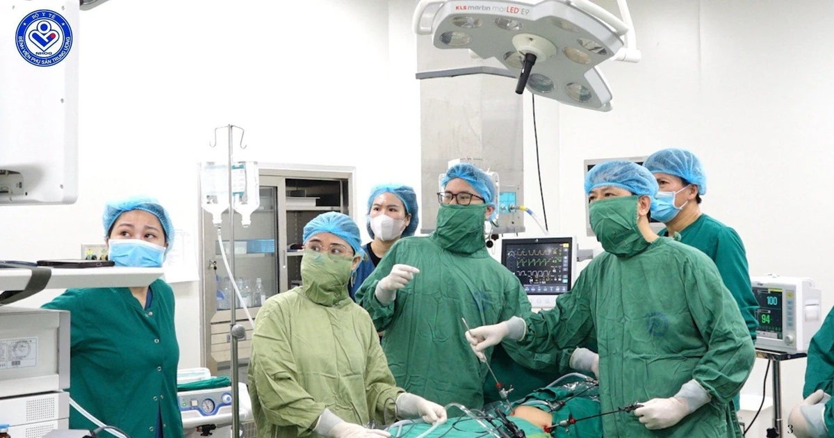 Đau bụng tưởng đơn giản, bé gái 10 tuổi suýt mất buồng trứng