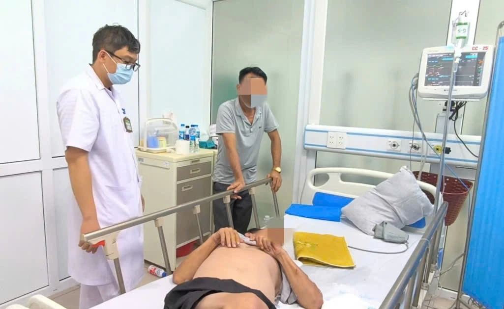 Mắc bệnh dại - hết cơ hội sống: Thêm một trường hợp nguy kịch vì không tiêm phòng