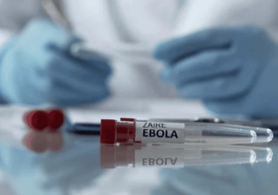 Bộ Y tế hoả tốc yêu cầu các bệnh viện tăng cường phòng chống dịch Ebola