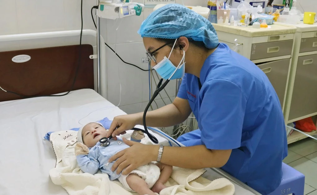 Tăng mức sinh 2% mỗi năm: Giải pháp giữ nhịp dân số đến năm 2030