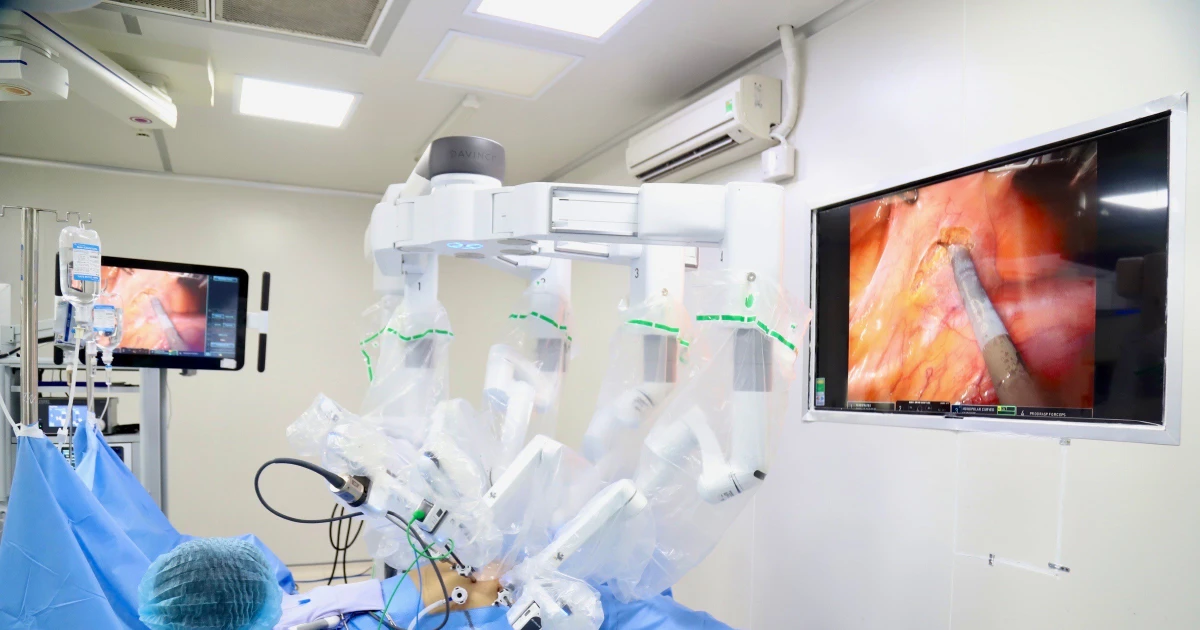 Kỹ thuật hiện đại nhất điều trị ung thư trực tràng