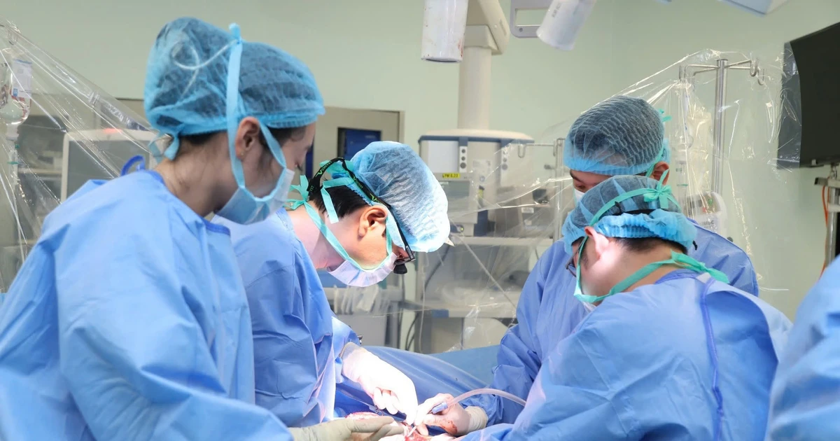 Thực hiện thành công ca ghép gan không cùng nhóm máu ở người lớn