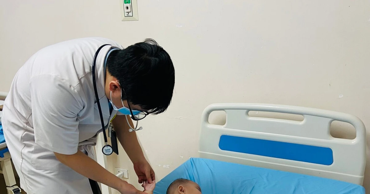 Chủng EV71 gây bệnh nặng lưu hành, tay chân miệng đối mặt nguy cơ bùng phát mạnh