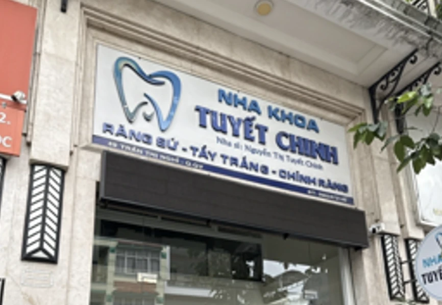 Loạt phòng khám, thẩm mỹ bị 'tuýt còi'