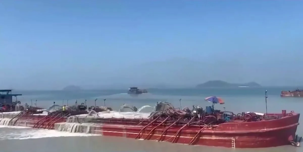 Vụ 'ông trùm cát' ở Vân Đồn bị bắt: Những khoảng trống giám sát khó hiểu