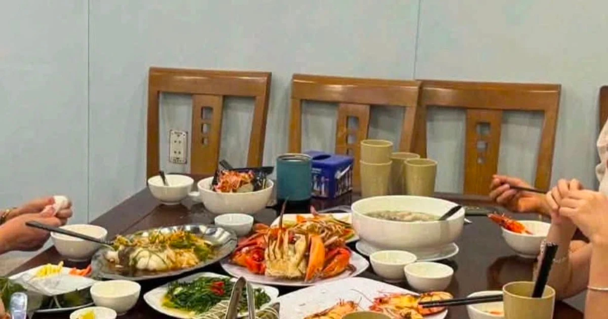 Quảng Ninh: Xử phạt nhà hàng bán bữa ăn hơn 27 triệu