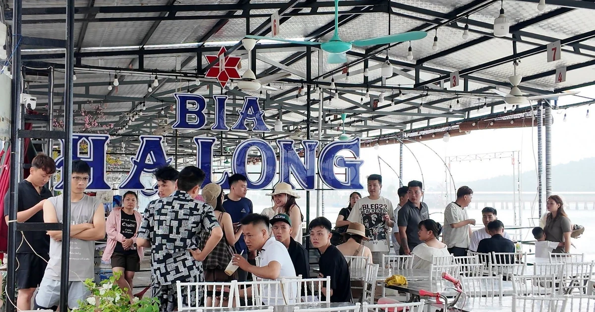 Bão sắp đổ bộ, gần 6.000 du khách đang ở các đảo Quảng Ninh