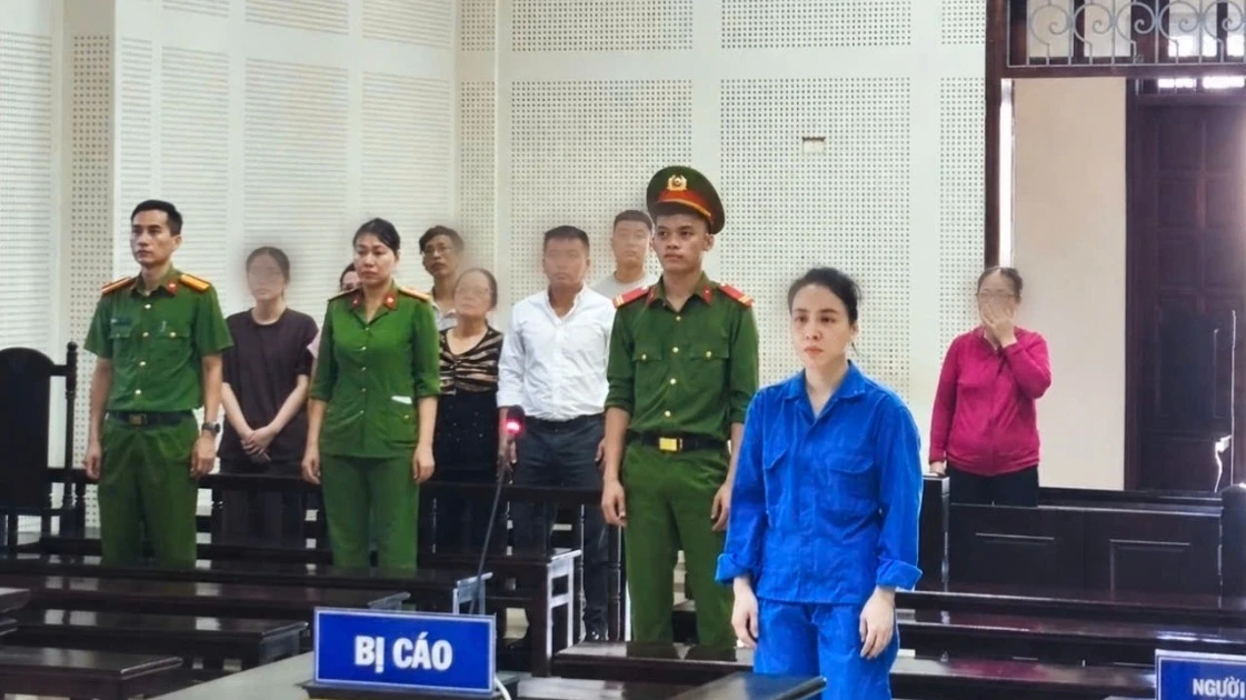 Nữ nhân viên ngân hàng lừa đảo chiếm đoạt hơn 33 tỷ đồng