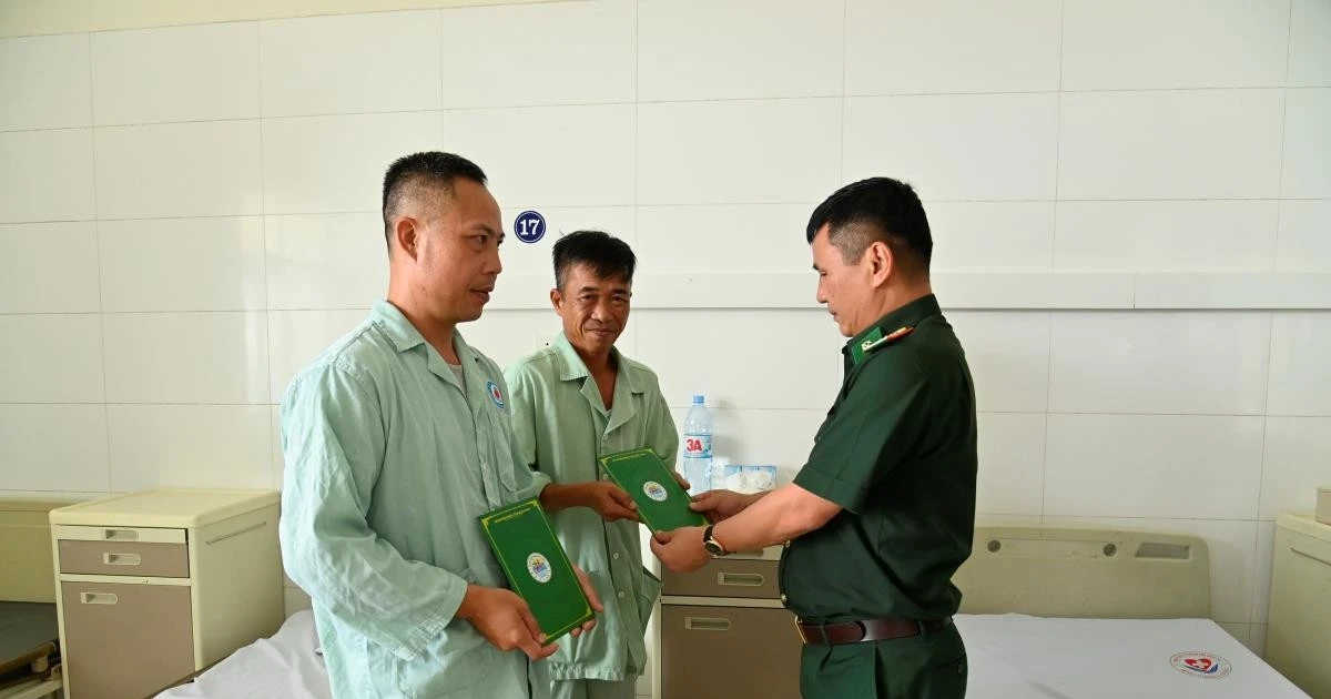 Truy đuổi xuồng không biển số, nhiều chiến sĩ biên phòng Quảng Ninh bị thương
