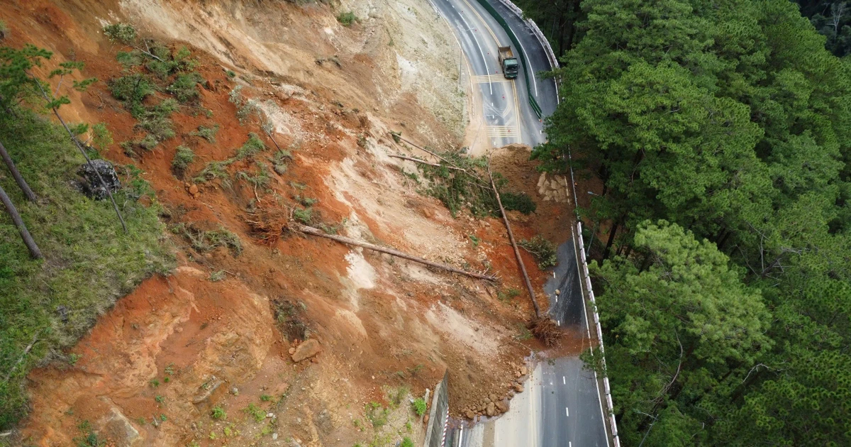 Tạm lưu thông trên đèo Prenn trong 3 ngày
