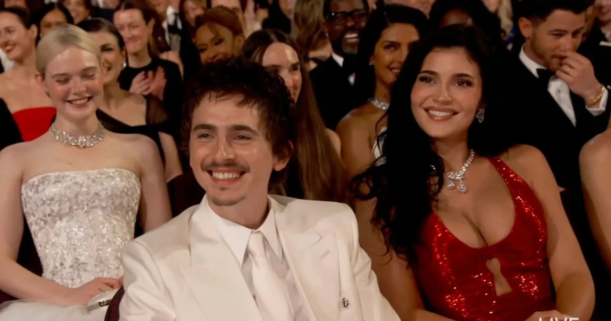 Tâm điểm chế giễu