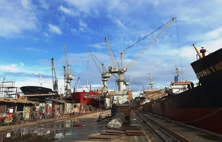 Bộ Tài chính muốn 'cởi trói' điều kiện kinh doanh cho nhiều ngành nghề