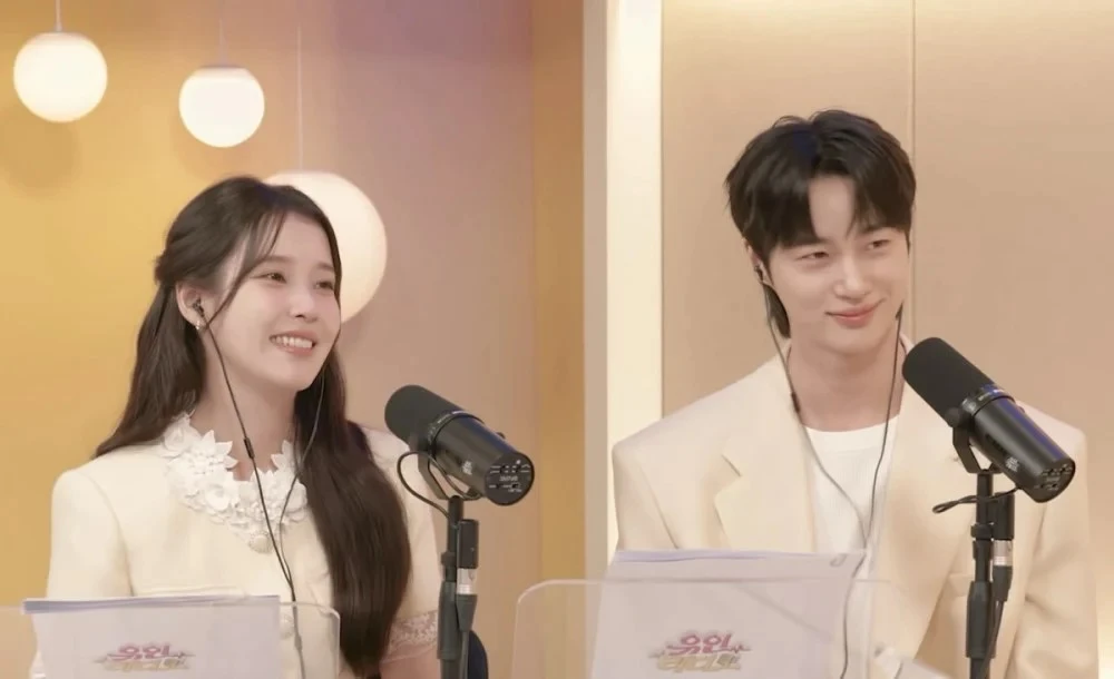 IU tiết lộ chế độ ăn uống thanh đạm 'như chim'