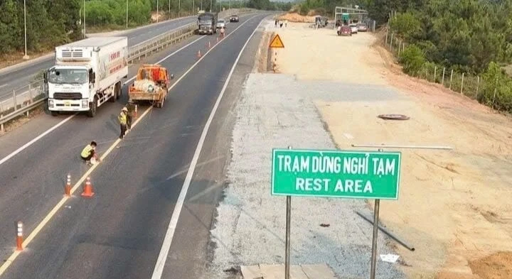 Vì sao nhiều trạm dừng nghỉ cao tốc Bắc - Nam chưa thể về đích?
