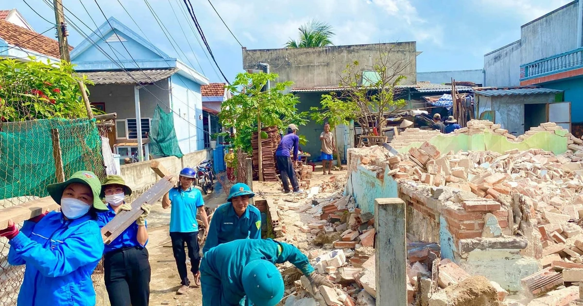 Tuổi trẻ cả nước góp sức dựng hơn 14.600 ngôi nhà, tiếp sức xóa đói giảm nghèo