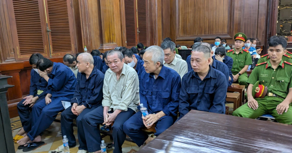 16.000 người được cấp chứng chỉ lái xe trái quy định