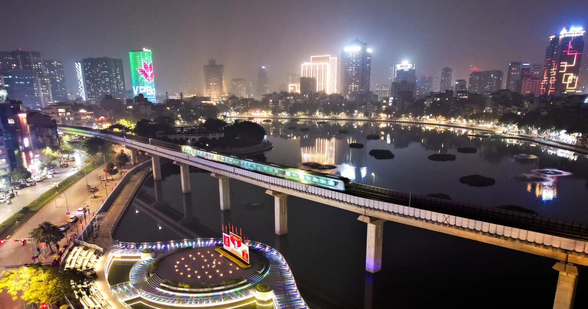 Diện mạo mới của hồ Đống Đa sau cuộc 'lột xác' gần 300 tỷ đồng