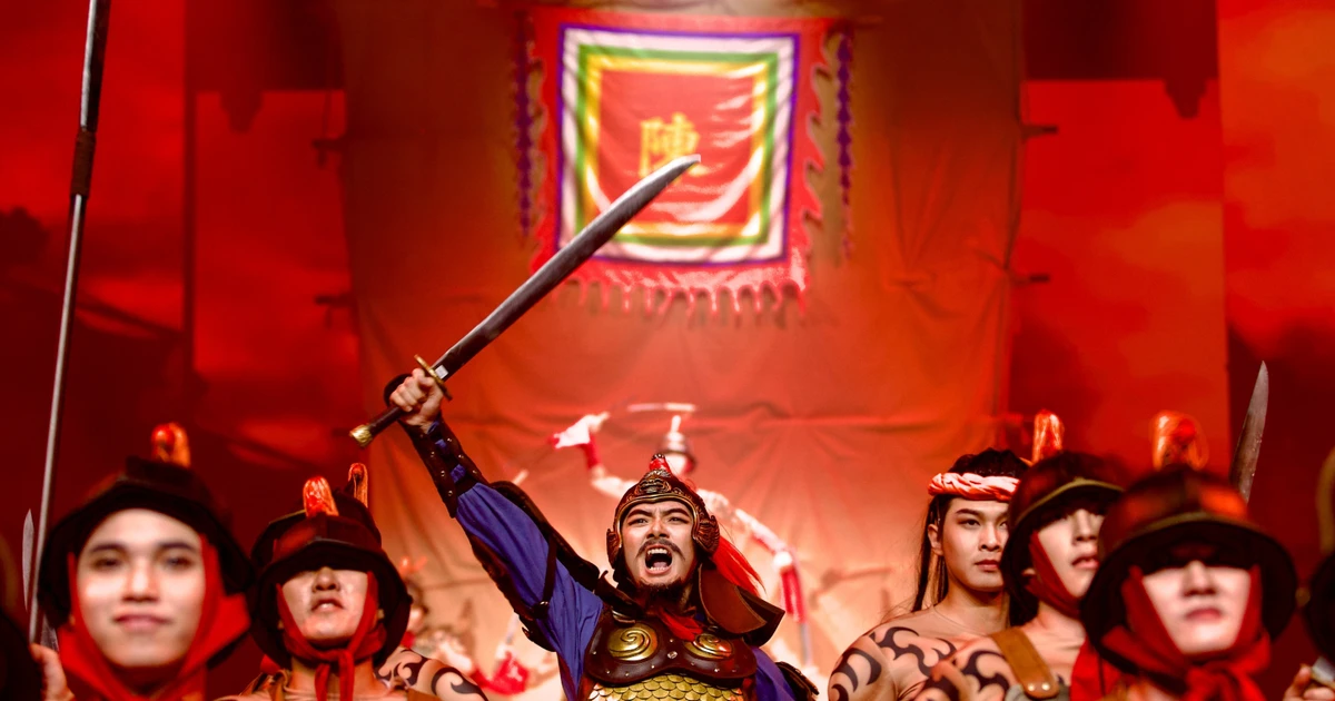 Hơn 100 diễn viên tham gia show thực cảnh chưa từng có