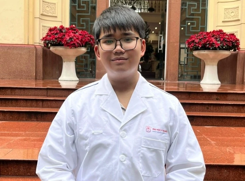 Đằng sau bài báo Q1 của sinh viên năm thứ ba của Trường Y Hà Nội