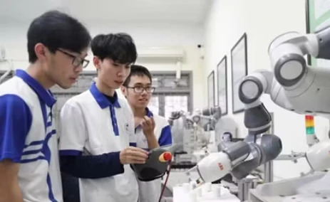 Trường đại học đầu tiên xác định điểm sàn tới 24 điểm