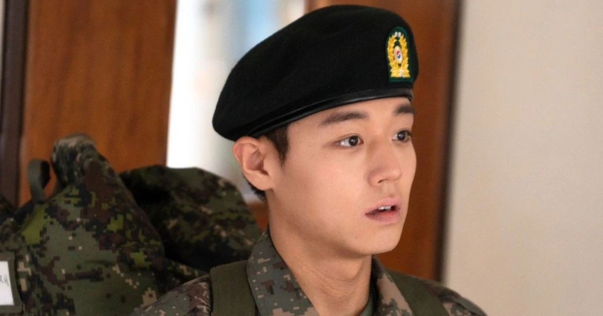 Park Ji Hoon chưa đến Việt Nam đã gây sốt