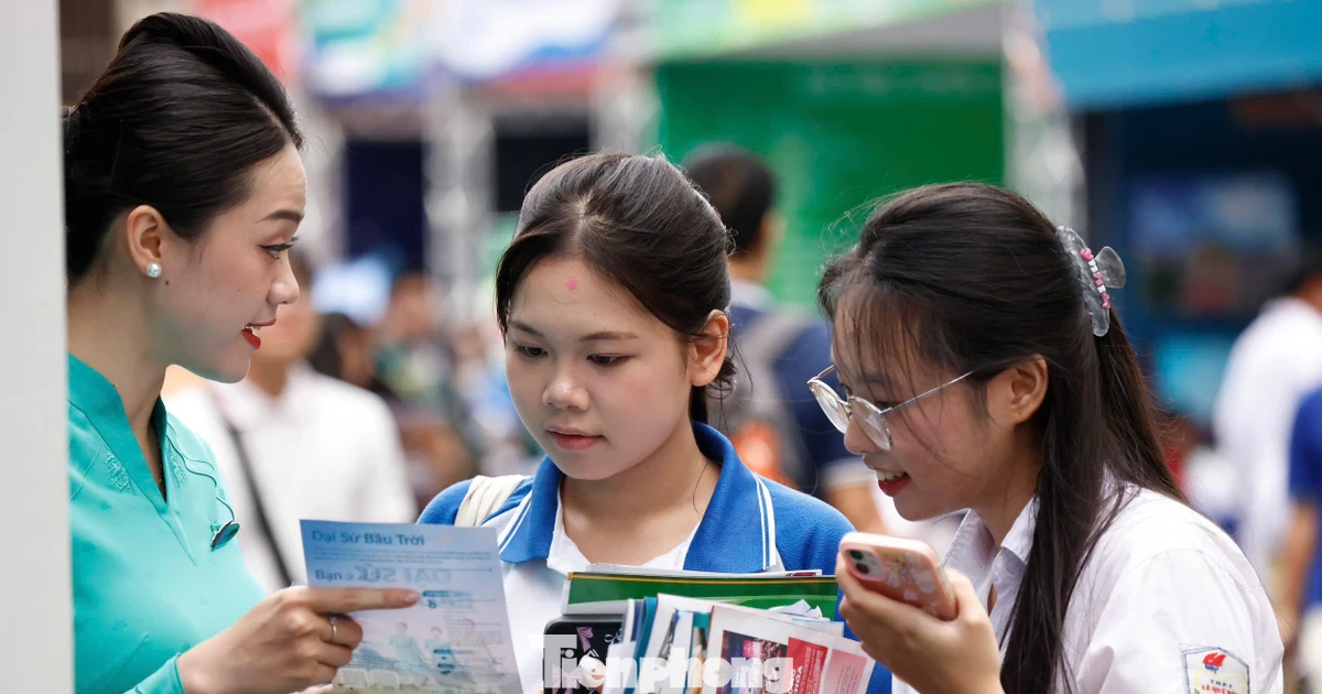 Ngành khoa học công nghệ 'nóng' trước kỳ thi tốt nghiệp THPT