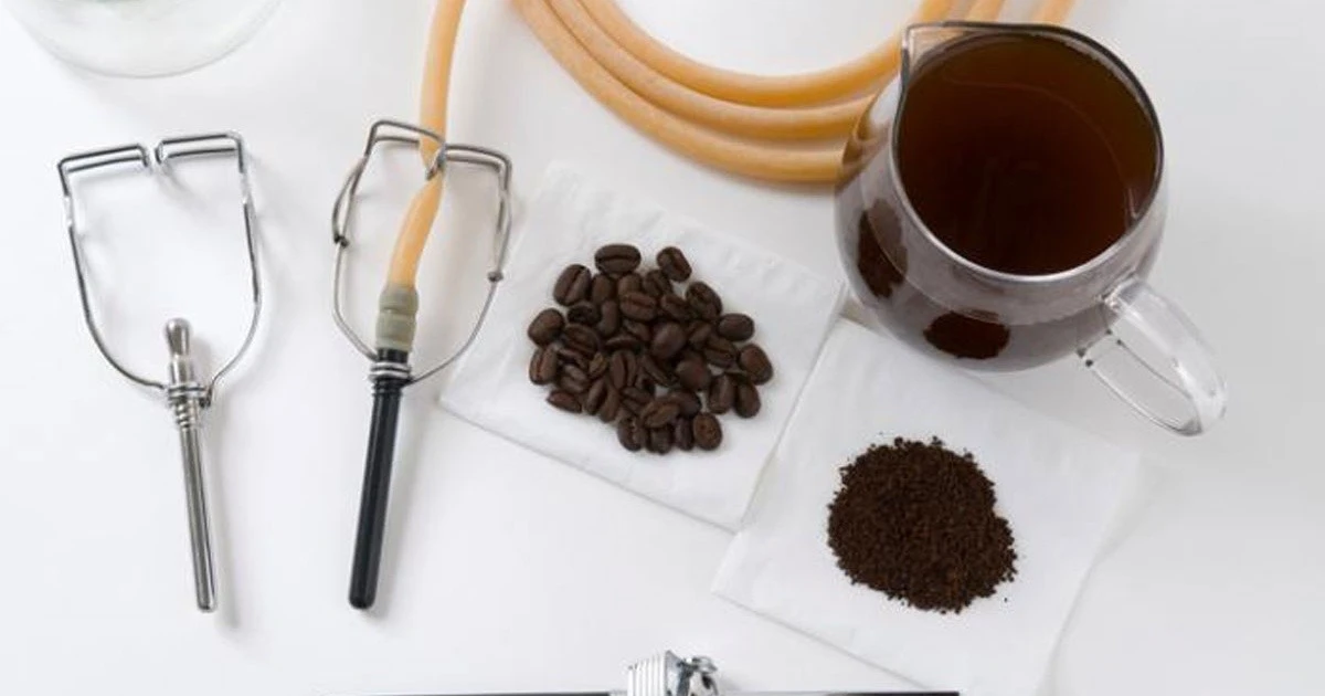 Thủng trực tràng do thải độc bằng phương pháp thụt tháo cà phê