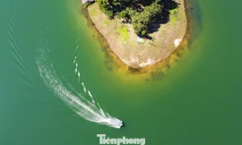 Ngỡ ngàng cảnh sắc đẹp như tranh thủy mặc ở Bến En