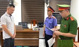 Vì sao ‘Đức bê đê’ bị bắt?