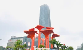 ‘Cụm biểu tượng văn hóa’ 12 tỷ ở Hà Tĩnh gây xôn xao, chủ đầu tư nói gì?